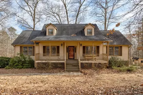 4631 Cougar Trl, Douglasville, GA 30135