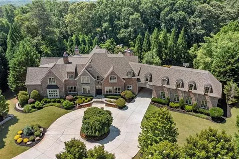 2905 Manor Bridge Dr, Milton, GA 30004
