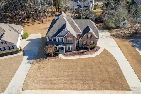 165 Keaton Dr, Fayetteville, GA 30215