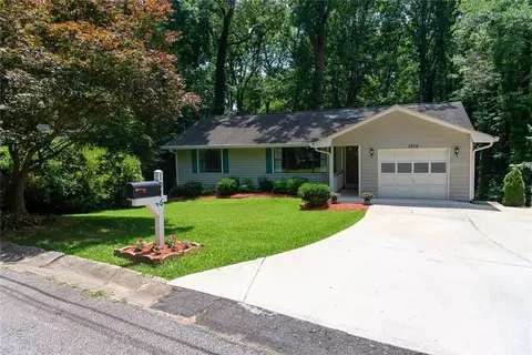 1976 Mercer Rd SE, Smyrna, GA 30080