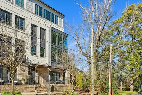 1065 Abington Ct, Atlanta, GA 30319