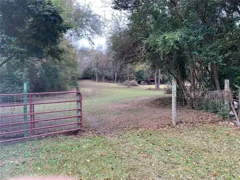 6625 Perkins Cir, Macon, GA 31216