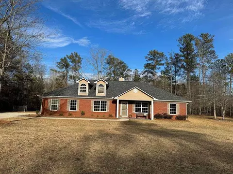 116 Red Oak Dr, Carrollton, GA 30116