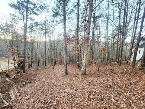 23 Royal Lake Dr SE, Cartersville, GA 30120