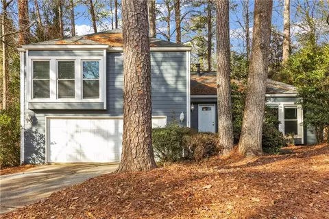 320 Soft Pine Trl, Roswell, GA 30076