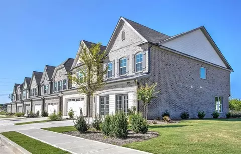 3990 Cavalier Way, Duluth, GA 30097 photo 2