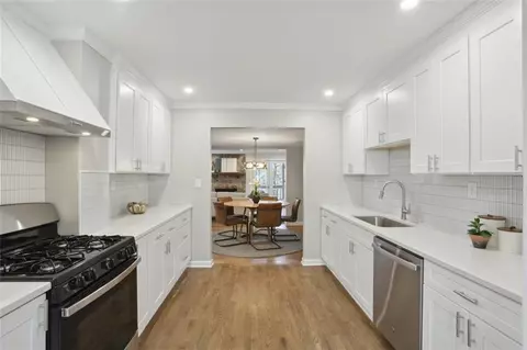 4198 D Youville Trce, Chamblee, GA 30341 photo 9