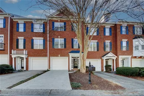 2207 Waters Edge Trl, Roswell, GA 30075