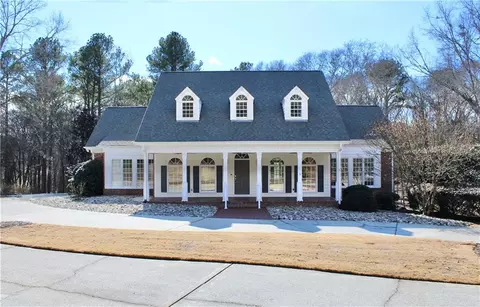 352 Holsenbeck School Rd, Winder, GA 30680