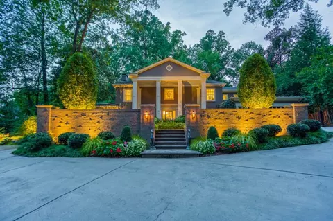 3140 W Andrews Dr, Atlanta, GA 30305