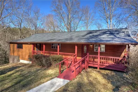 303 Claude Neal Ln, Blue Ridge, GA 30513
