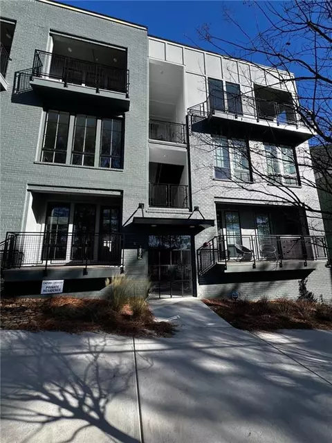 1294 Longreen Ter NW #2, Atlanta, GA 30318