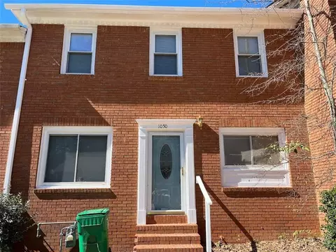 1050 Park Gate Pl, Stone Mountain, GA 30083