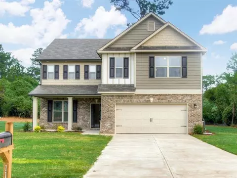 1126 Abundance Dr, Locust Grove, GA 30248