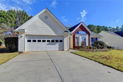 325 Sterling Hill Dr, Lawrenceville, GA 30046