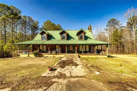 1207 Five Points Rd, Waco, GA 30182