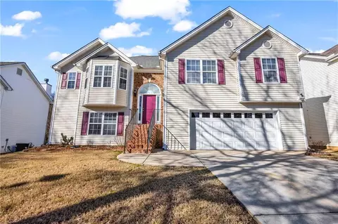 960 Chapel Station Dr, Lawrenceville, GA 30045
