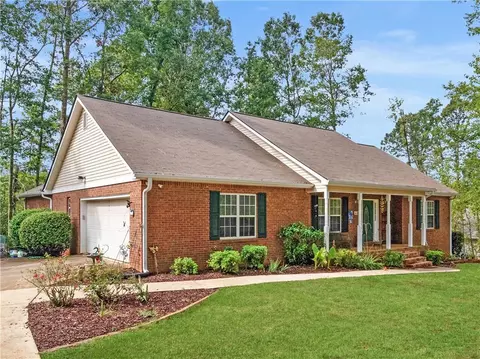 1530 Cabin Creek Trl, Griffin, GA 30223