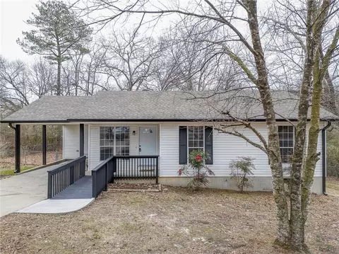 184 Circle Valley Dr SE, Calhoun, GA 30701