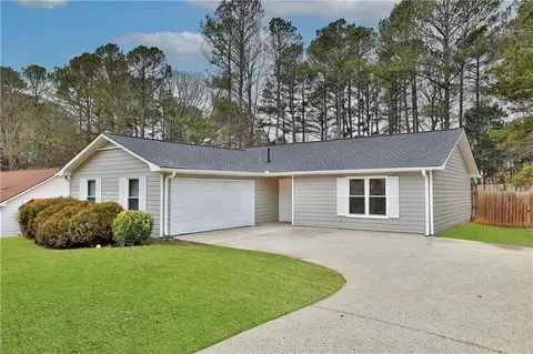 7331 Fernwood Dr, Riverdale, GA 30296