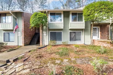 2227 Surrey Ct SE, Marietta, GA 30067