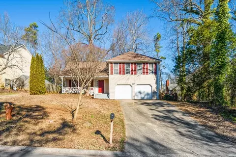 1849 Hickory Creek Ct NW, Acworth, GA 30102