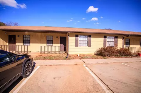 1202 New Horizon St, Powder Springs, GA 30127