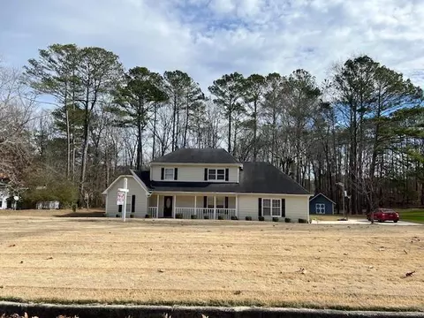 290 Fairfield Cir, Fayetteville, GA 30214