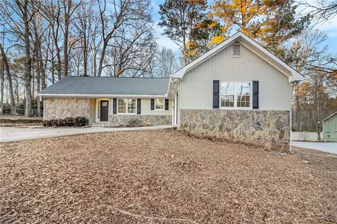 125 Morning Creek Way, Jonesboro, GA 30238
