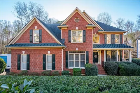530 Woodbrook Way, Lawrenceville, GA 30043