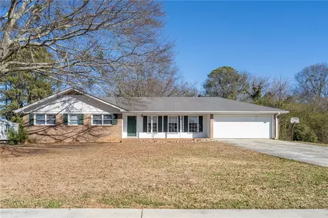 2832 Skyland Dr, Snellville, GA 30078