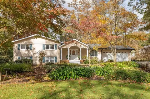 2741 Benson Dr, Marietta, GA 30062