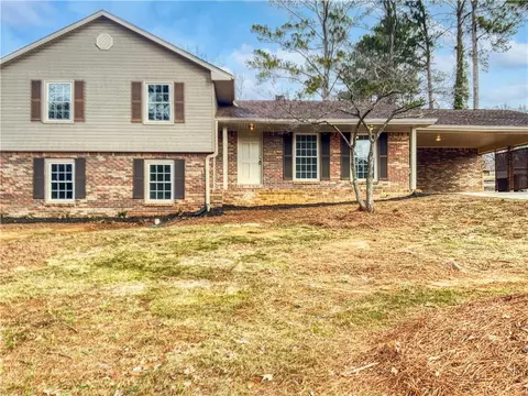 36 Benham Cir, Cartersville, GA 30120
