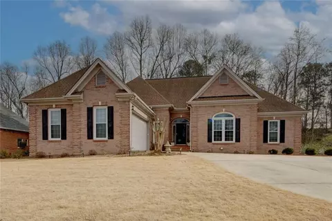 322 Savannah Pl, Loganville, GA 30052