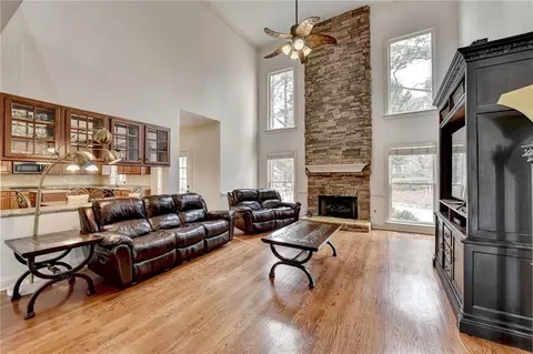 515 New Haven Dr, Suwanee, GA 30024 photo 12