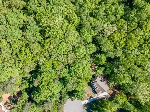 306 Paces Ct, Winder, GA 30680 photo 4