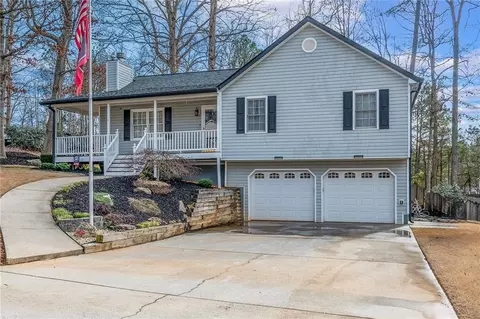 958 Taylors Farm Ct, Canton, GA 30115