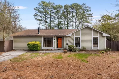 8186 Winewood Way, Riverdale, GA 30274