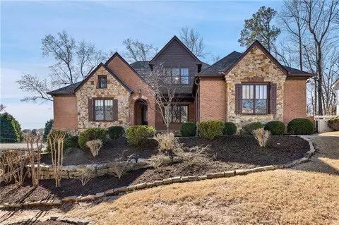 4780 Valley View Ct, Dunwoody, GA 30338