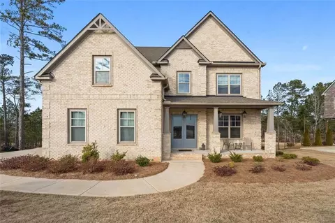 1517 Windward Dr, Locust Grove, GA 30248