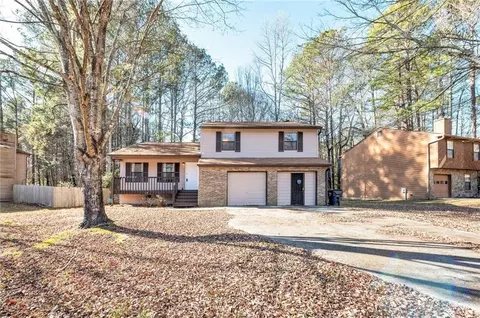 6205 Kimberly Mill Rd, College Park, GA 30349