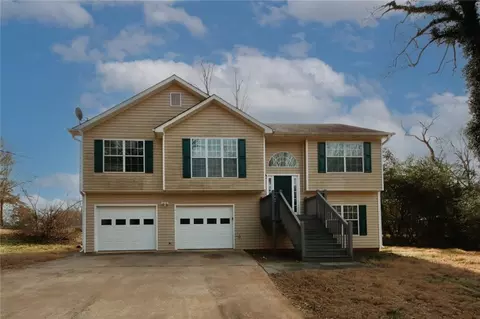 527 Myrtle St, Villa Rica, GA 30180