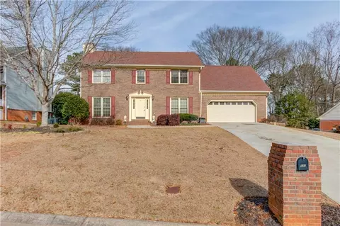 530 Battersea Dr, Lawrenceville, GA 30044
