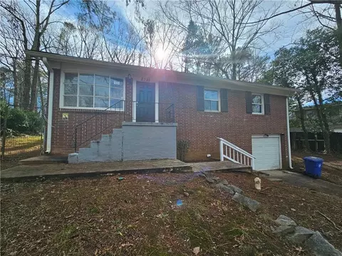 2394 Bouldercliff Way SE, Atlanta, GA 30316