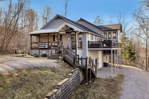 570 Ramey Mountain Rd, Hiawassee, GA 30546