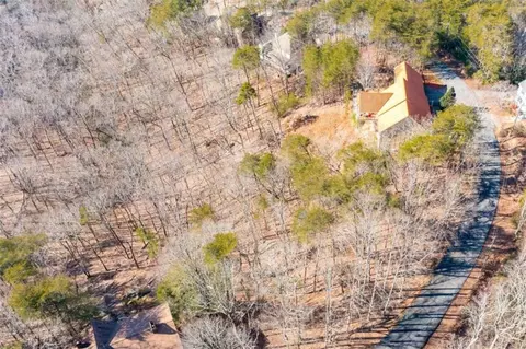 141 Indian Oak Dr, Waleska, GA 30183
