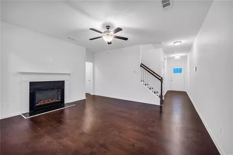 Living - 4402 Newfangle Rd, Stone Mountain, GA 30083 photo 2 of 2