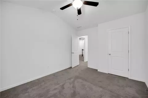 Bedroom - 4402 Newfangle Rd, Stone Mountain, GA 30083 photo 6 of 6