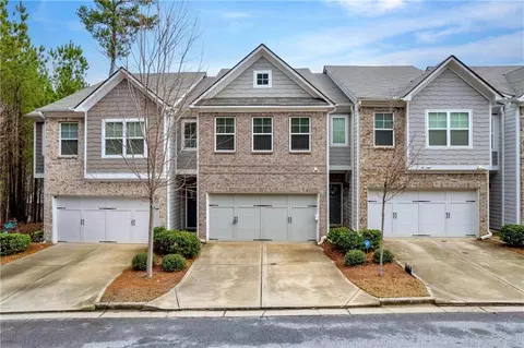 4402 Newfangle Rd, Stone Mountain, GA 30083