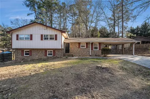 1826 Whitworth Dr, Riverdale, GA 30296